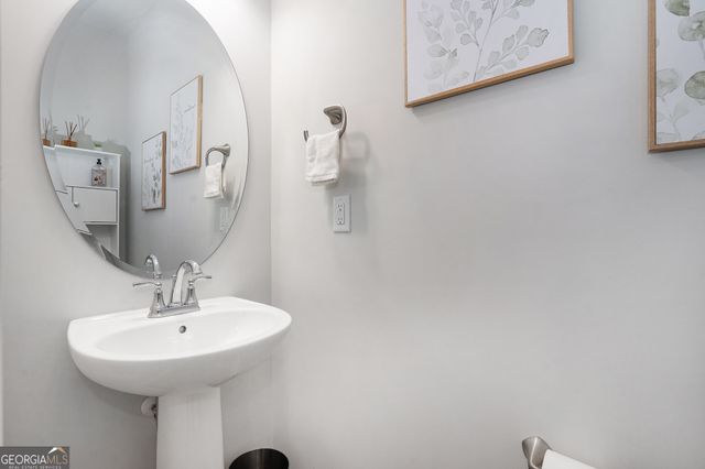 1205 Lakehaven Lane, Loganville, GA 30052