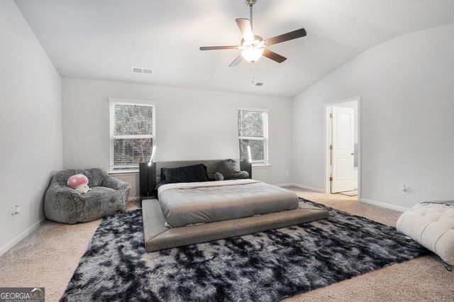 1205 Lakehaven Lane, Loganville, GA 30052