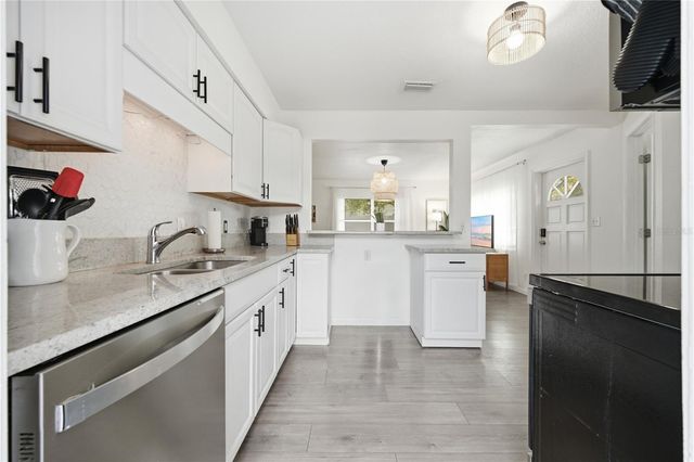 664 GRAY STREET S, St Petersburg, FL 33707