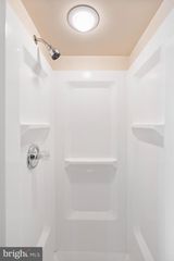 2114 OAKLAND RD, Baltimore, MD 21220