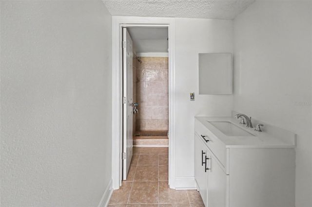 200 COUNTRYCLUB DRIVE 1205, Largo, FL 33771