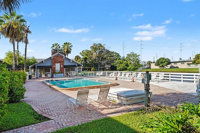 200 COUNTRYCLUB DRIVE 1205, Largo, FL 33771