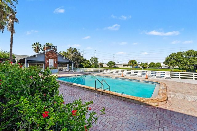 200 COUNTRYCLUB DRIVE 1205, Largo, FL 33771