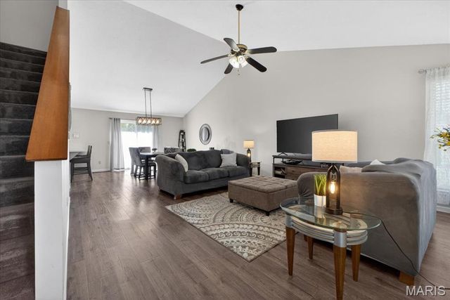 328 Bristol Place, O'fallon, MO 63366