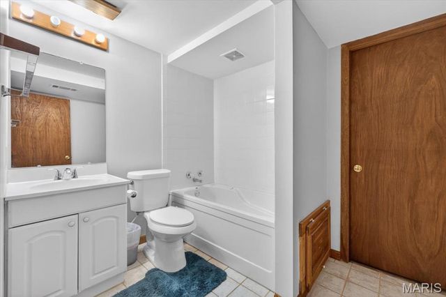 328 Bristol Place, O'fallon, MO 63366