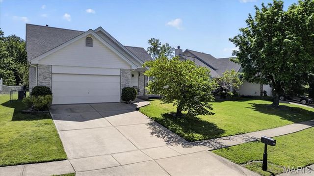 328 Bristol Place, O'fallon, MO 63366