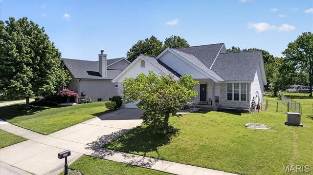 328 Bristol Place, O'fallon, MO 63366