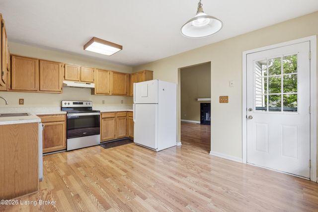 10909 Aspenview Ct, Louisville, KY 40299