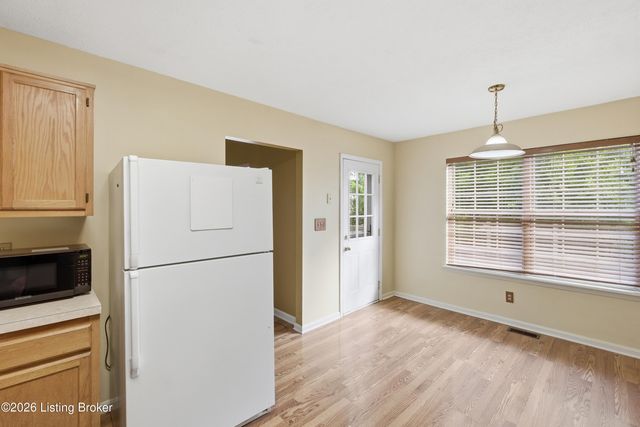 10909 Aspenview Ct, Louisville, KY 40299