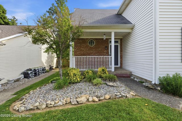 10909 Aspenview Ct, Louisville, KY 40299