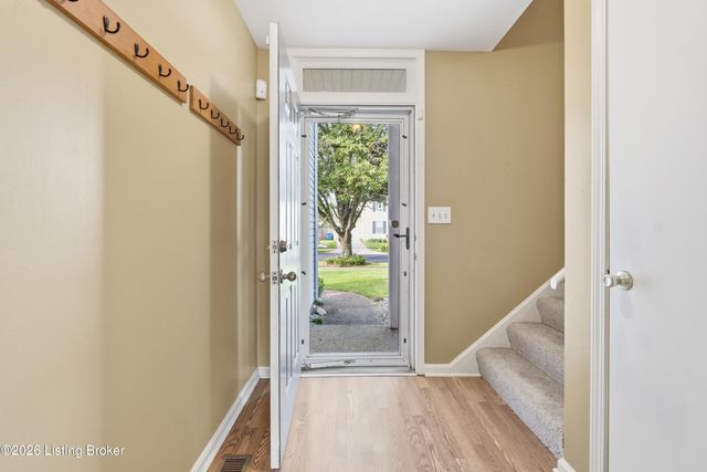 10909 Aspenview Ct, Louisville, KY 40299