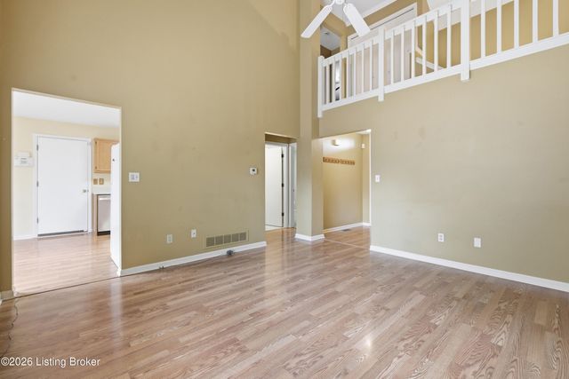 10909 Aspenview Ct, Louisville, KY 40299