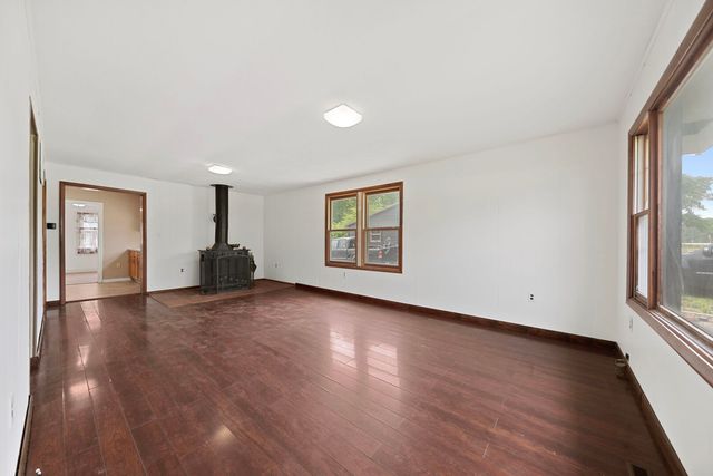 5460 B W State Route 17, Kankakee, IL 60901