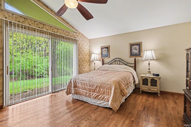 52876 Brookdale Drive, South Bend, IN 46637