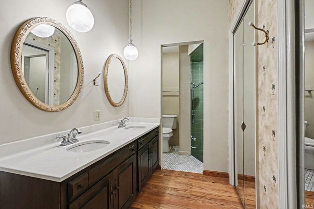 52876 Brookdale Drive, South Bend, IN 46637
