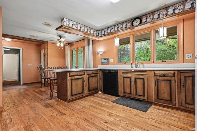 52876 Brookdale Drive, South Bend, IN 46637