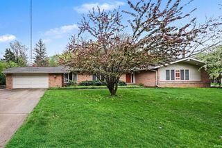 52876 Brookdale Drive, South Bend, IN 46637