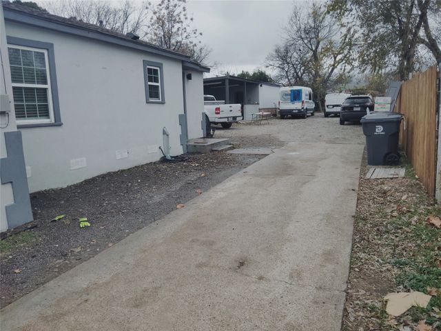 815 Bonnie View Road, Dallas, TX 75203