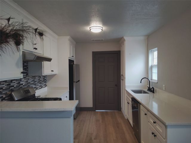 815 Bonnie View Road, Dallas, TX 75203