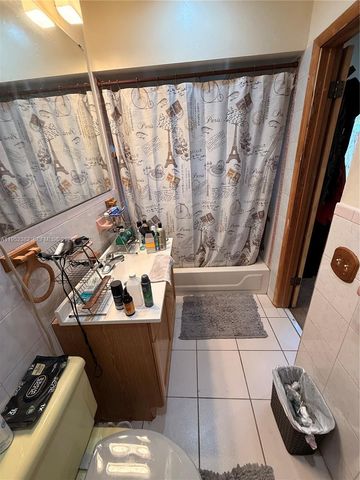 17520 NW 18th Ave, Miami Gardens, FL 33056