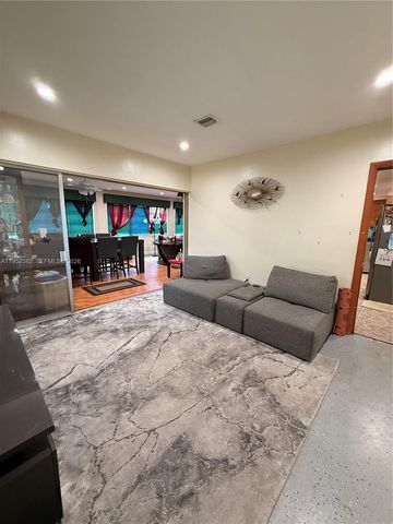 17520 NW 18th Ave, Miami Gardens, FL 33056