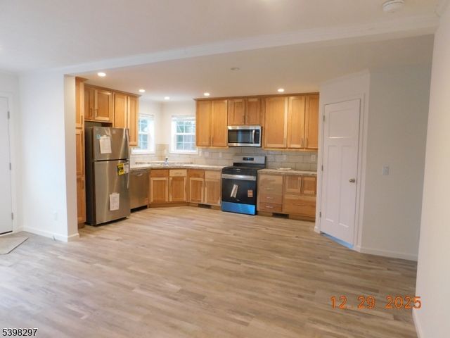 11 Front Street, Oxford Twp., NJ 07863