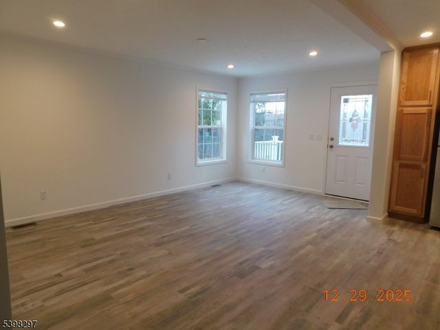 11 Front Street, Oxford Twp., NJ 07863