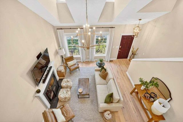 5692 Sugarwood Drive, New Albany, OH 43054