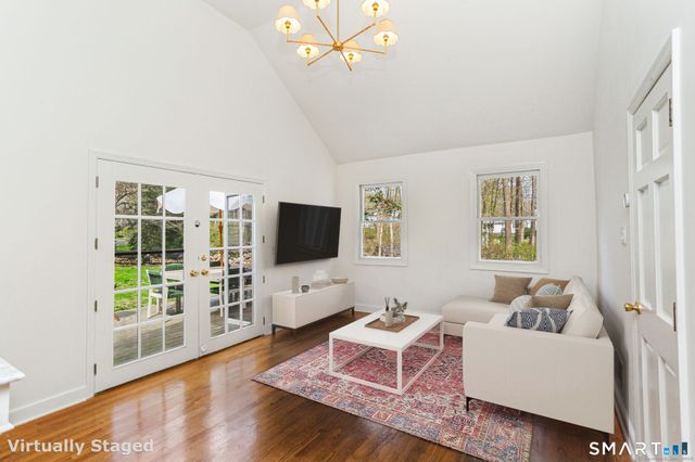 112 Camp Avenue, Darien, CT 06820