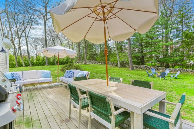 112 Camp Avenue, Darien, CT 06820