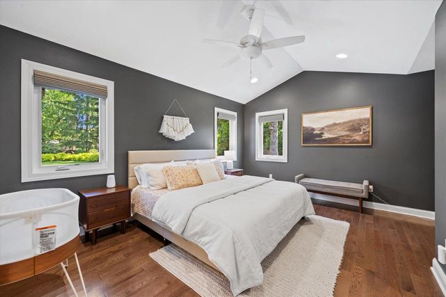 8414 W Poplar DRIVE, Mequon, WI 53097