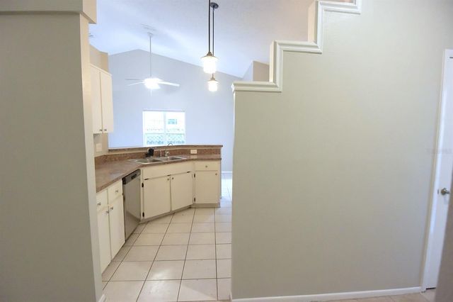 1672 COUNTRYWOOD STREET, Tarpon Springs, FL 34689