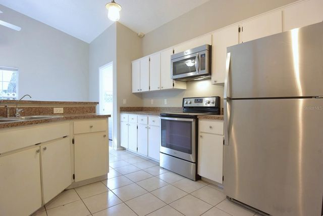1672 COUNTRYWOOD STREET, Tarpon Springs, FL 34689