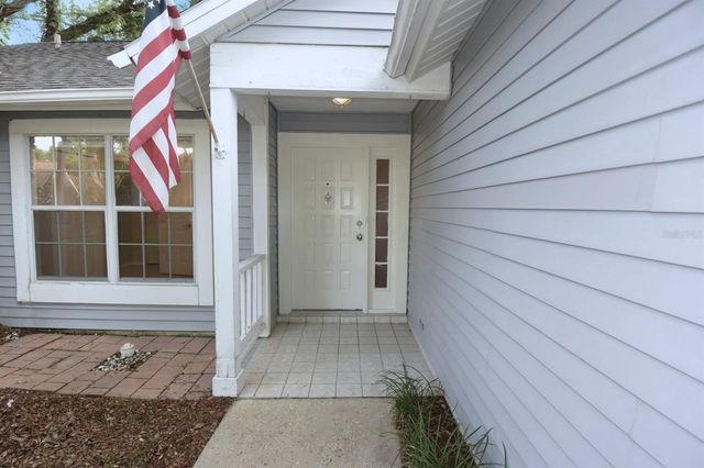 1672 COUNTRYWOOD STREET, Tarpon Springs, FL 34689