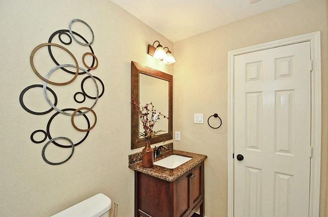 12225 Medina Lake Drive, Tomball, TX 77377
