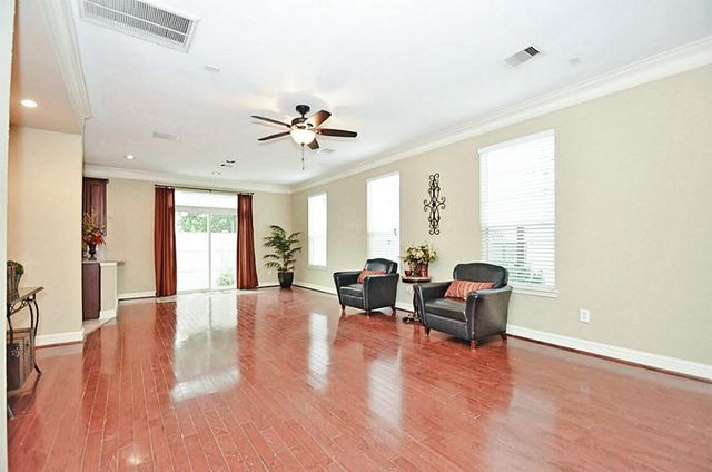12225 Medina Lake Drive, Tomball, TX 77377