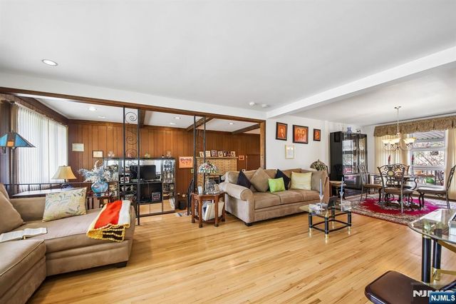 82 Seminary Street, Bergenfield, NJ 07621