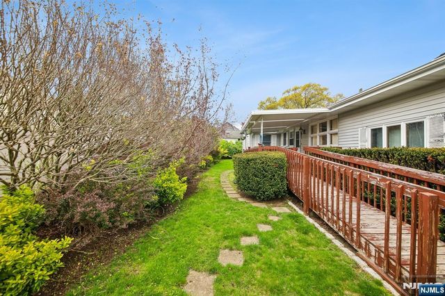 82 Seminary Street, Bergenfield, NJ 07621
