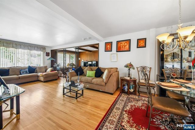 82 Seminary Street, Bergenfield, NJ 07621