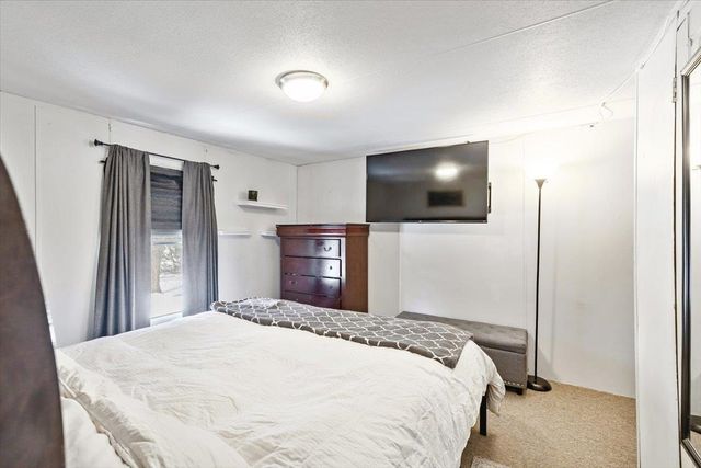 58 Rhodeside Acres, Georgia, VT 05468