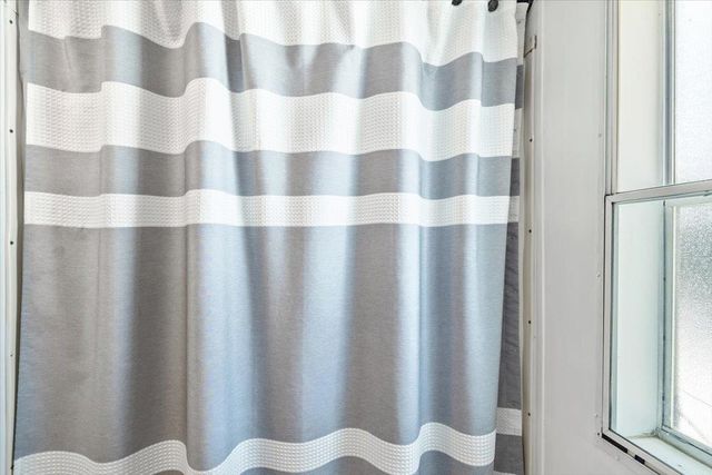 58 Rhodeside Acres, Georgia, VT 05468