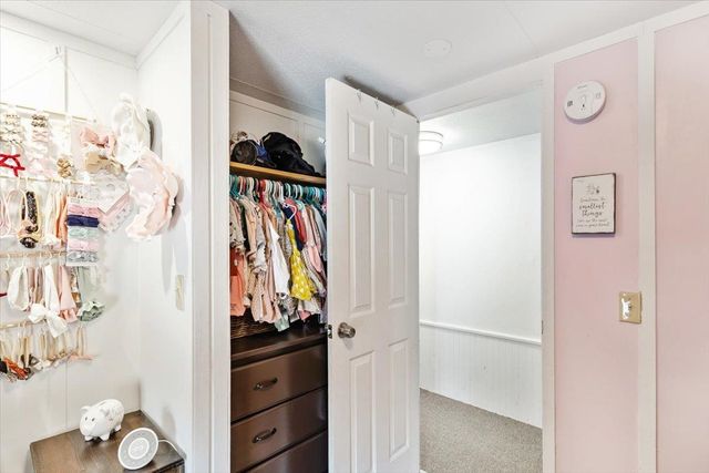 58 Rhodeside Acres, Georgia, VT 05468