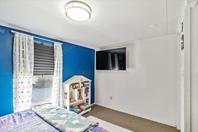 58 Rhodeside Acres, Georgia, VT 05468