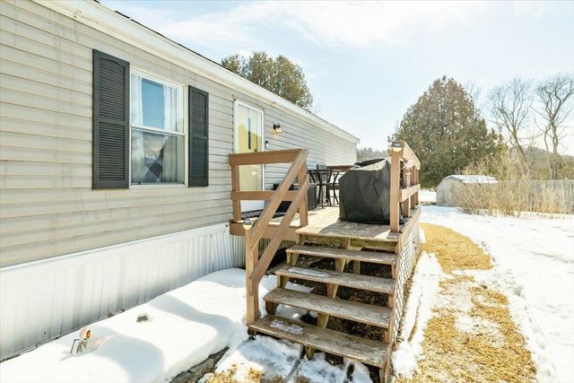 58 Rhodeside Acres, Georgia, VT 05468