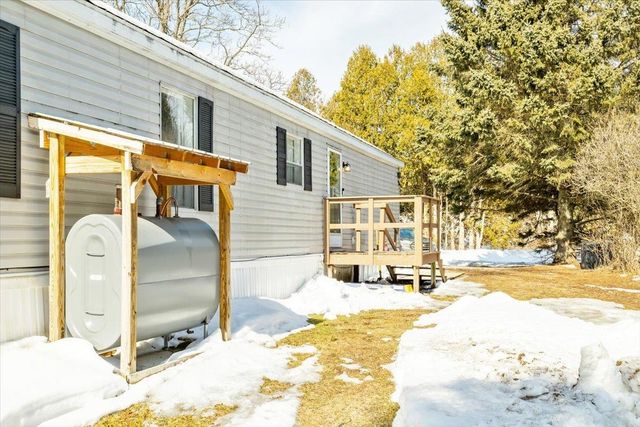 58 Rhodeside Acres, Georgia, VT 05468