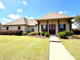 169 Falls Crossing, Madison, MS 39110
