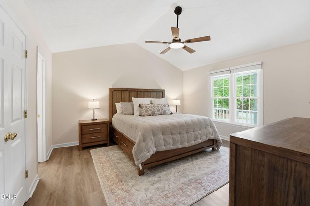 6 Sommerset Drive, Clayton, NC 27520