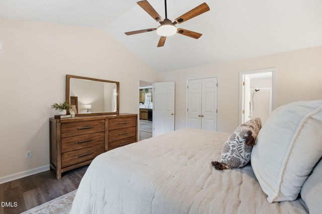 6 Sommerset Drive, Clayton, NC 27520