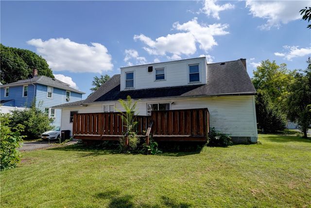 32 Deland Park B, Perinton, NY 14450