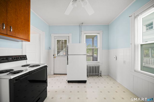 27 Park Avenue, Enfield, CT 06082
